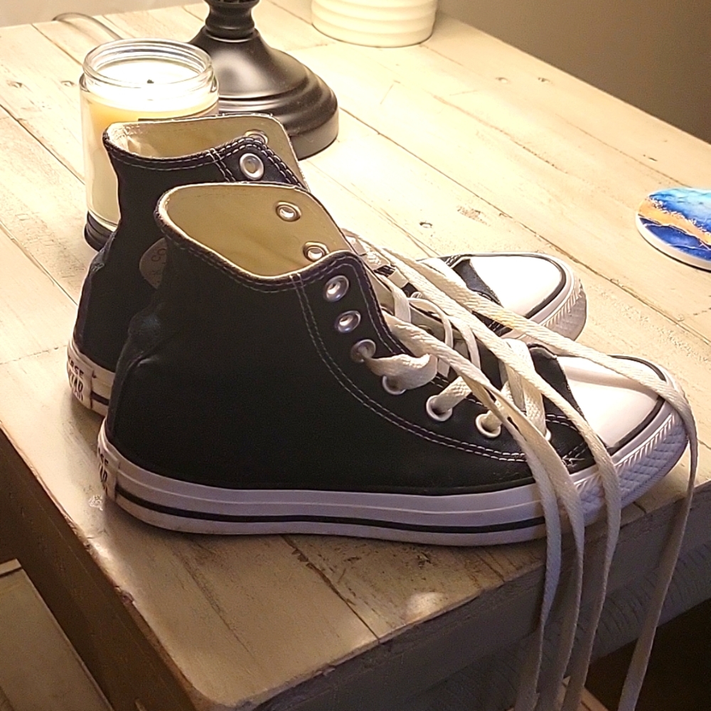 Hi Top Converse. Chucks